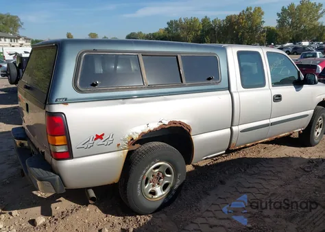 2004 GMC Sierra 1500 z USA, uszkodzony, nr VIN 2GTEK19T341333001